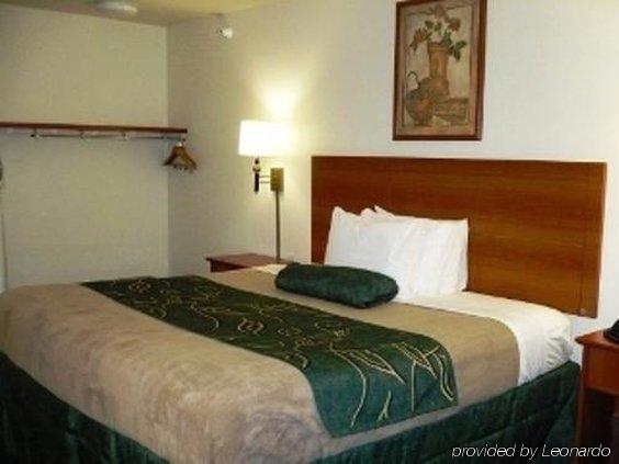 Travelodge By Wyndham אלפיין חדר תמונה